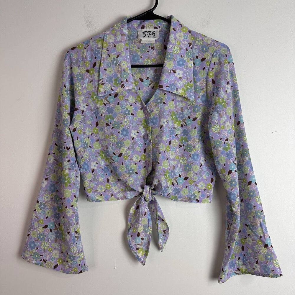 579 Lavender Floral Tie-Front Button Down Shirt